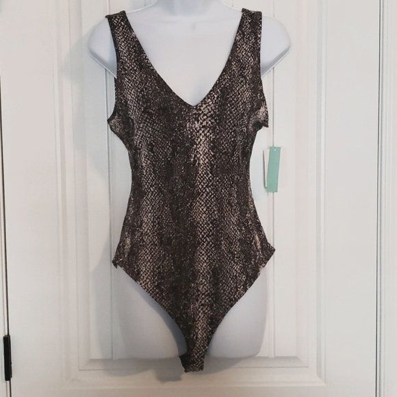 Abound Tops - *New* Women's Snake Print Ribbed Bodysuit